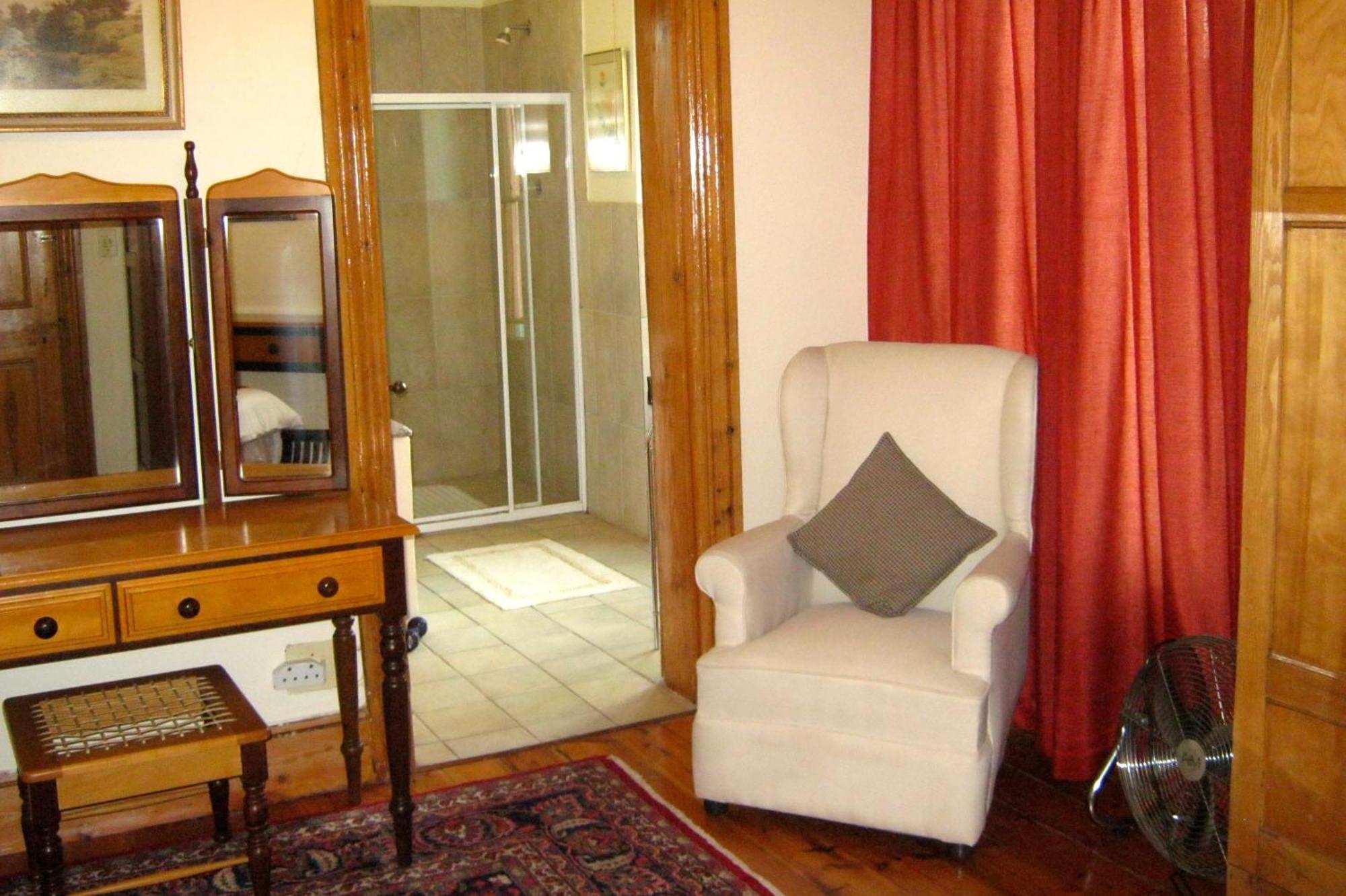 Ladismith Manor Hotel Phòng bức ảnh